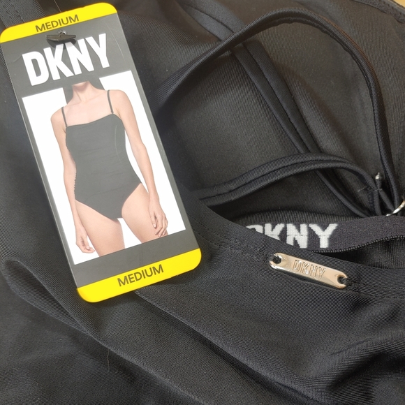 DKNY One Pc Swimsuit Woman Med Black Slimming Strapless Tummy Control New - Picture 7 of 8